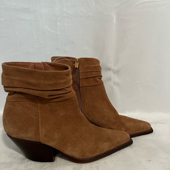 SOLD NWOT Vince Camuto Nerlinji Slouched Western - Picture 2 of 4